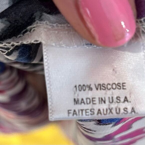 LIKE NEW!  MISA colorful Aztec print off the shoulder blouse. Sz. M - Picture 9 of 9